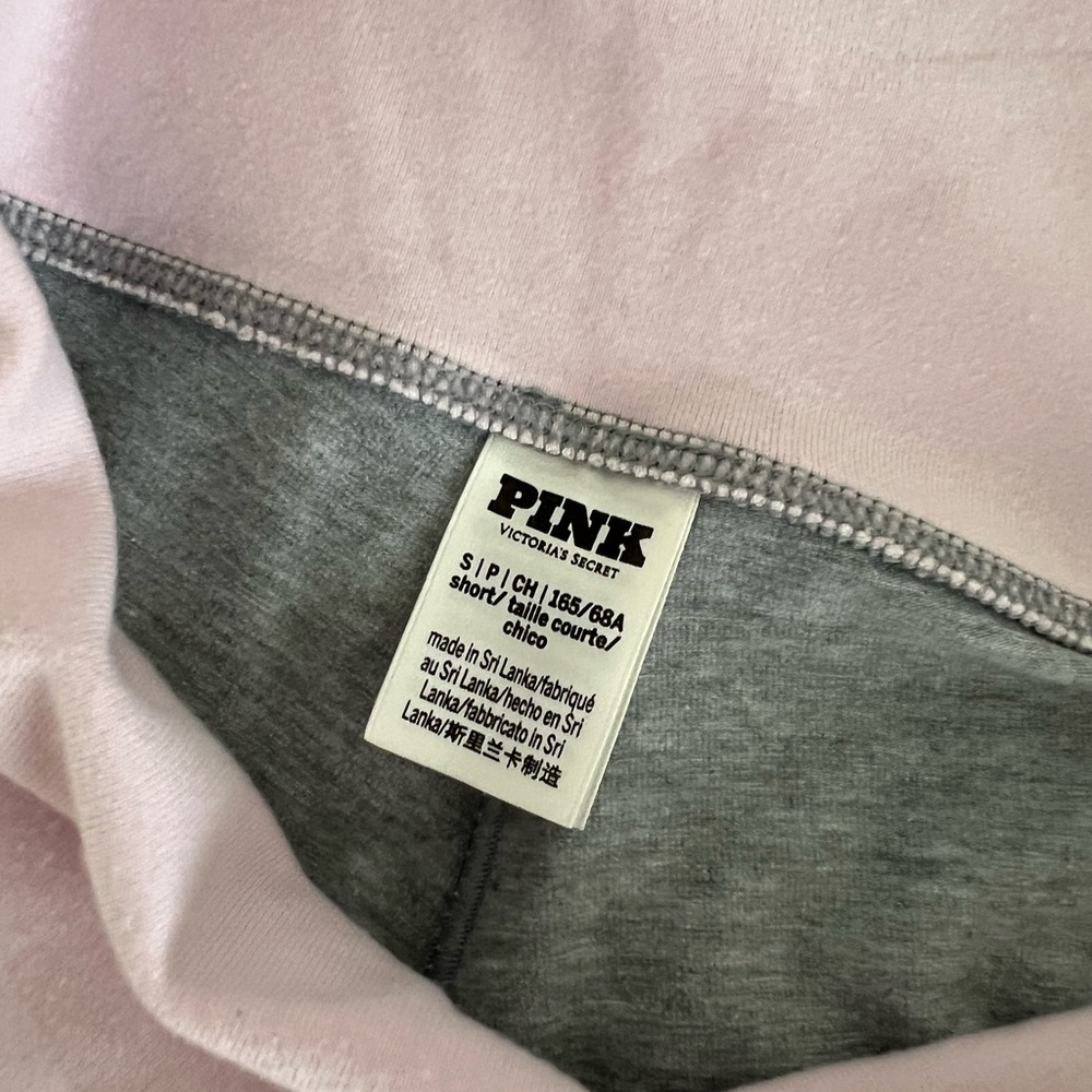 NWOT     PINK Victoria's Secret Gray and Pink Flare Leggings - Picture 4 of 9